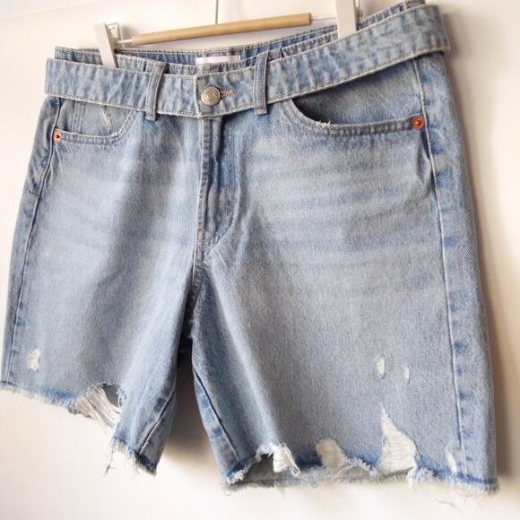 Zara 10 High Rise Denim Shorts with Belt Belted Light Wash Mom Jean Cuttoffs - Picture 2 of 11
